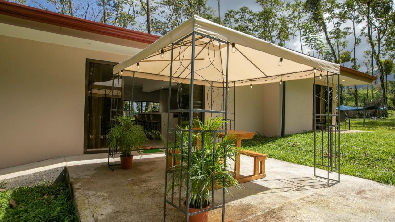 River Paradise Villa With Private Jacuzzi La Fortuna Exterior foto